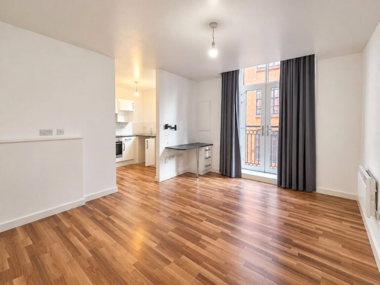 Erskine Street, City Centre, Leicester, LE1 2AW