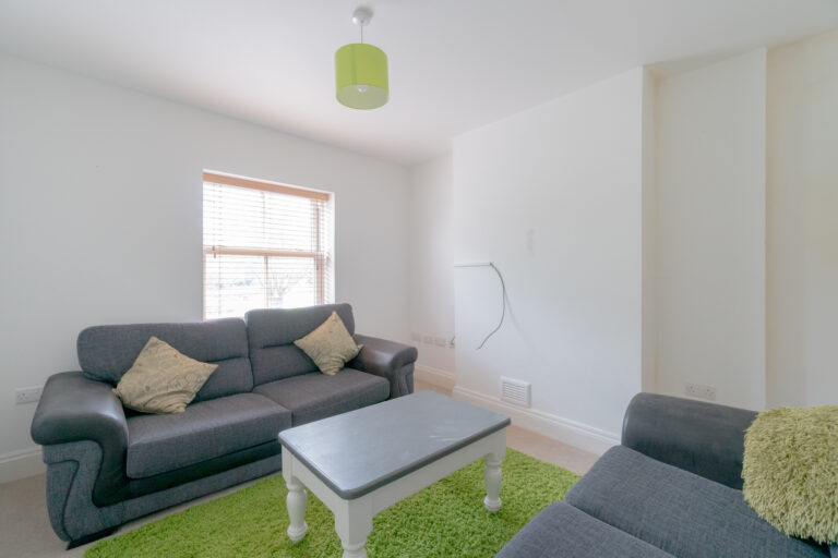 Leicester Road, Mountsorrel, Loughborough, LE12 7AJ