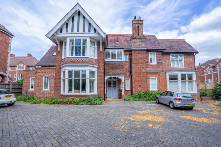 26 Elms Road, Stoneygate, Leicester, LE2 3JB