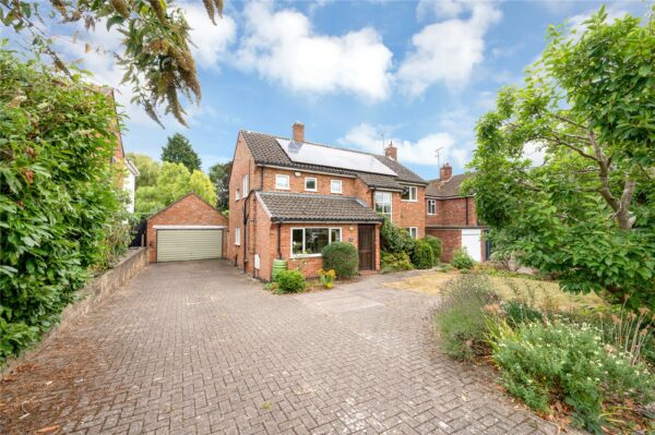 Sackville Gardens, South Knighton, Leicester, LE2 3TH