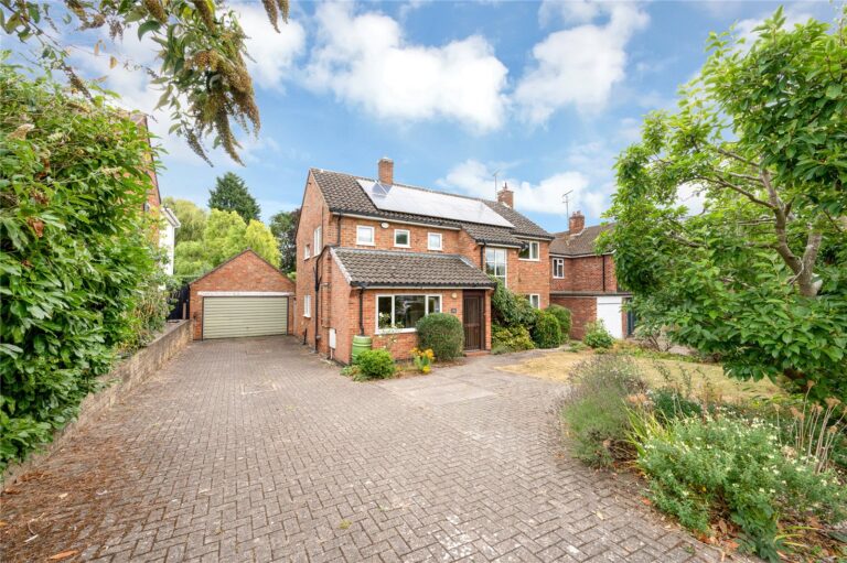 Sackville Gardens, South Knighton, Leicester, LE2 3TH