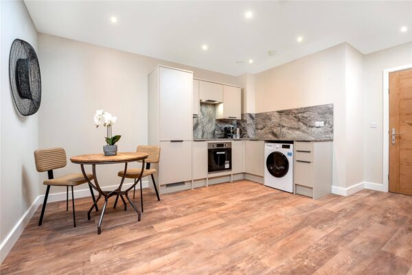 Burleys Way, Leicester, LE1 3BF