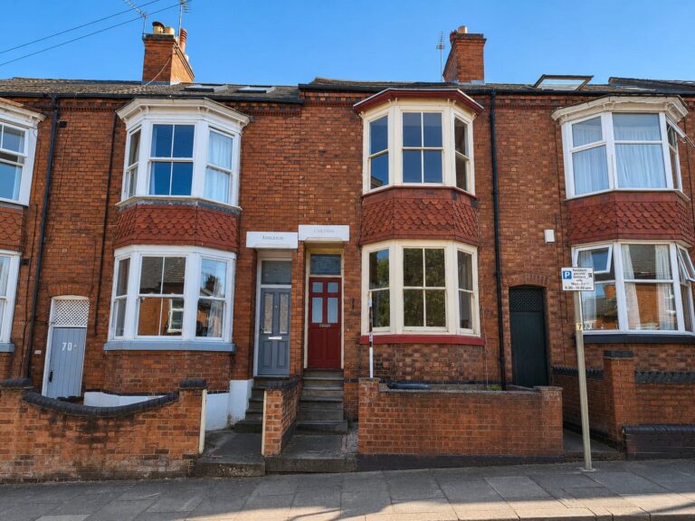 Lorne Road, Clarendon Park, Leicester, LE2 1YG