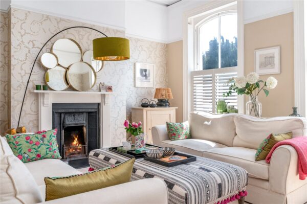Knighton Park Road, Stoneygate, Leicester, LE2 1ZA