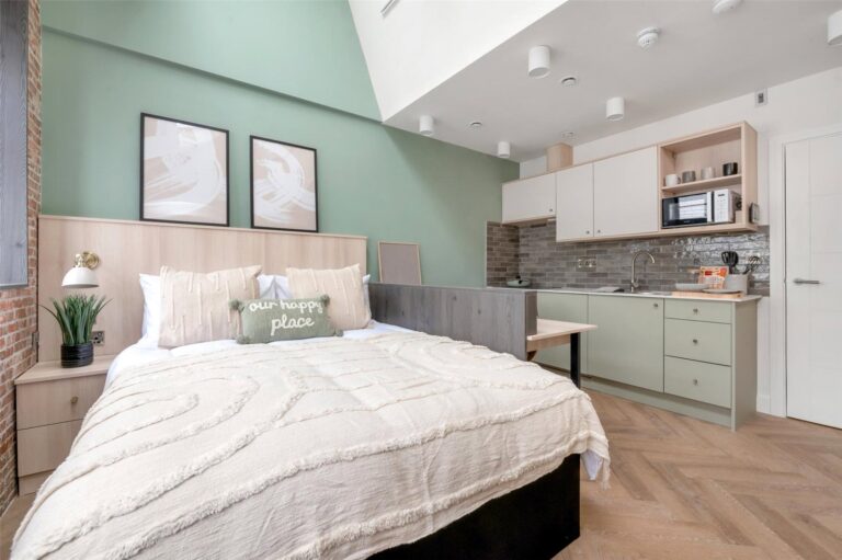 Millstone Lane, Leicester, LE1 9DQ