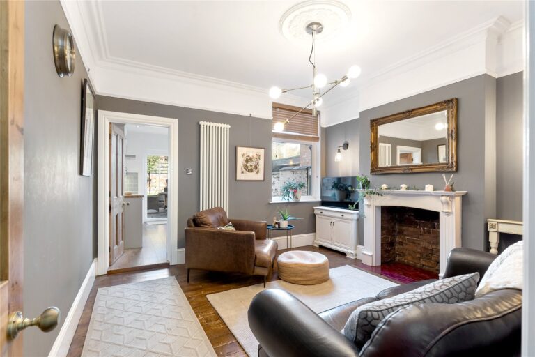 Lytham Road, Clarendon Park, Leicester, LE2 1YD