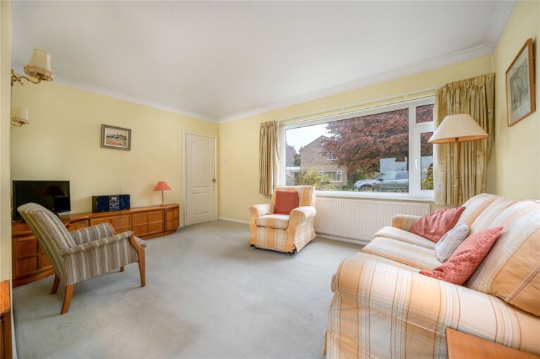 Bayley Close, Uppingham, Leicestershire, LE15 9TG