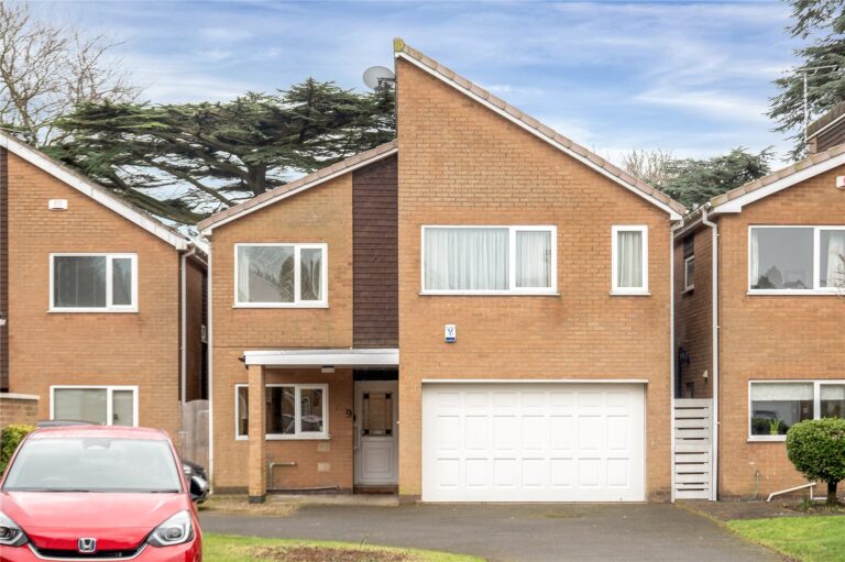 Avenue Gardens, Stoneygate, Leicester, LE2 3EU