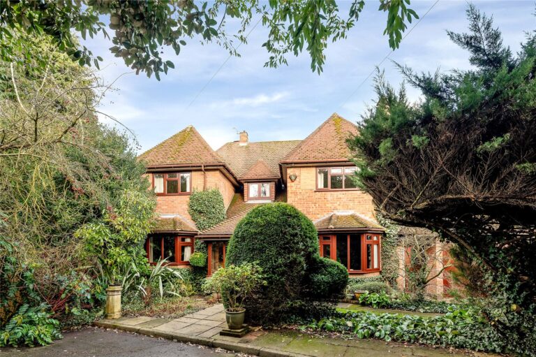 Uppingham Road, Evington, Leicester, LE5 2GG