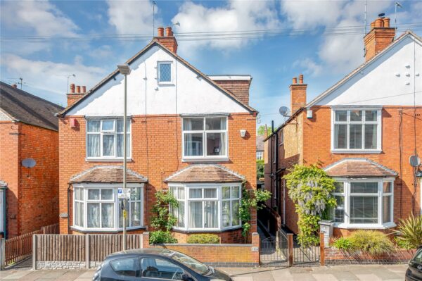 Howard Road, Clarendon Park, Leicester, LE2 1XL