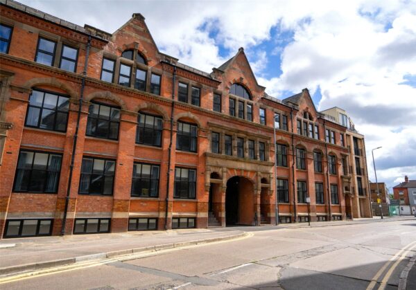 Fleet Street, Leicester, LE1 3AZ