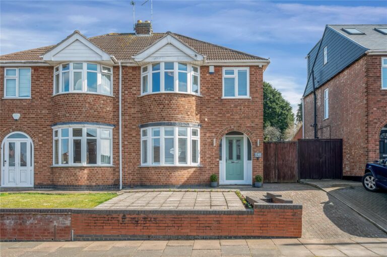 Conaglen Road, Aylestone, Leicester, LE2 8LD