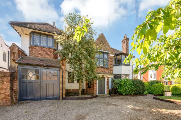 Toller Road, Stoneygate, Leicester, LE2 3HP