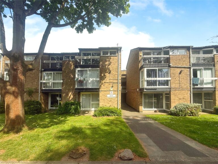 Oliver Court, Stoneygate, Leicester, LE2 2PQ