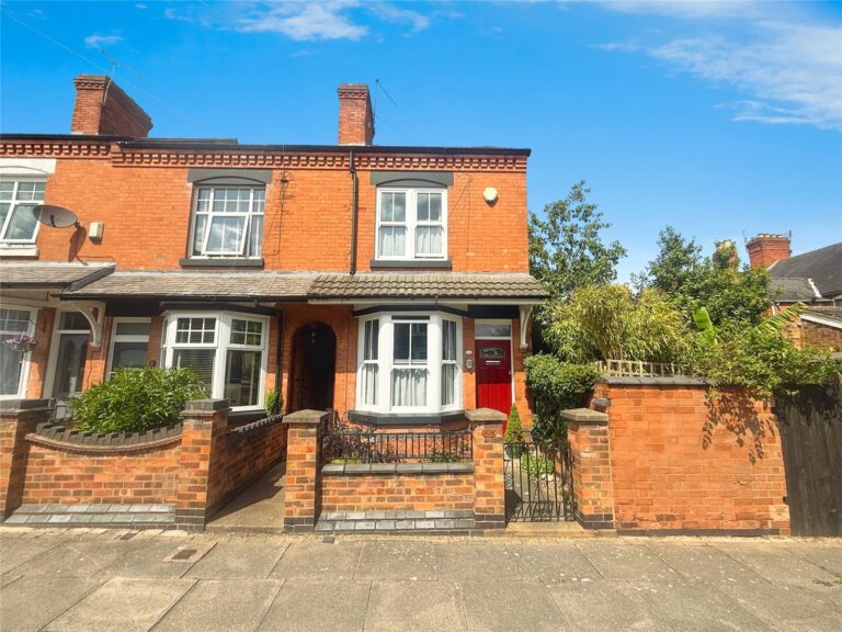 Lorraine Road, Aylestone, Leicester, LE2 8ES