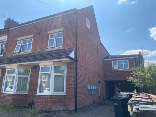 Leicester Road, Wigston, Leicester, LE18 1DS