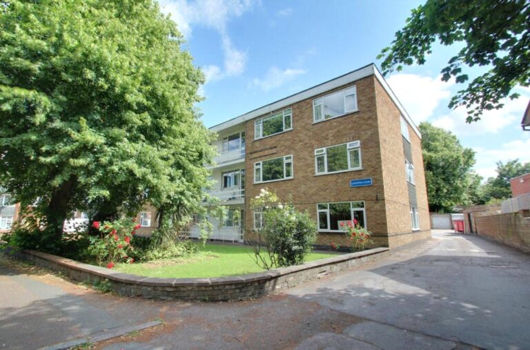 Laughton Court, Stoughton Road, Stoneygate, LE2 2ED