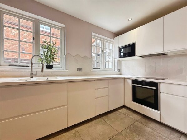 Springfield Road, Stoneygate, Leicester, LE2 3BB