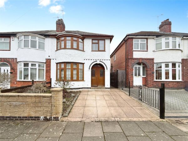 Gainsborough Road, Knighton, Leicester, LE2 3DE