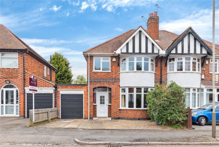 Ainsdale Road, Western Park, Leicester, LE3 0UA