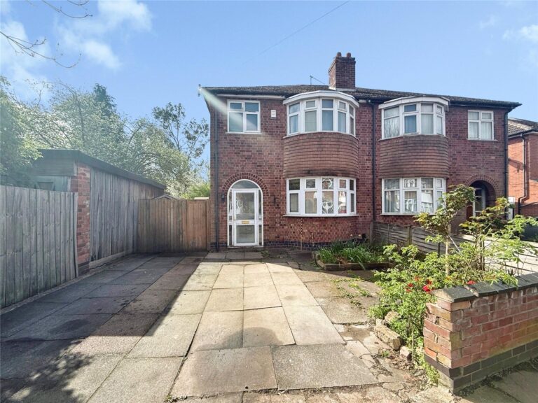 Cairnsford Road, West Knighton, Leicester, LE2 6GF