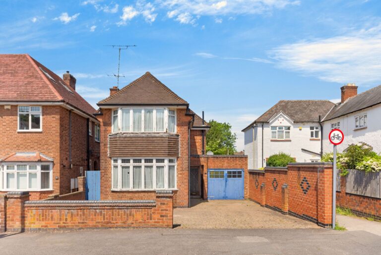 Shanklin Drive, South Knighton, Leicester, LE2