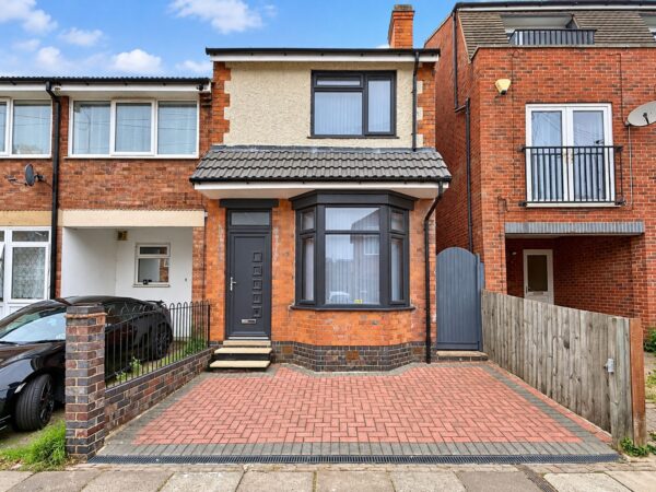 Queens Road, Clarendon Park, Leicester, LE2