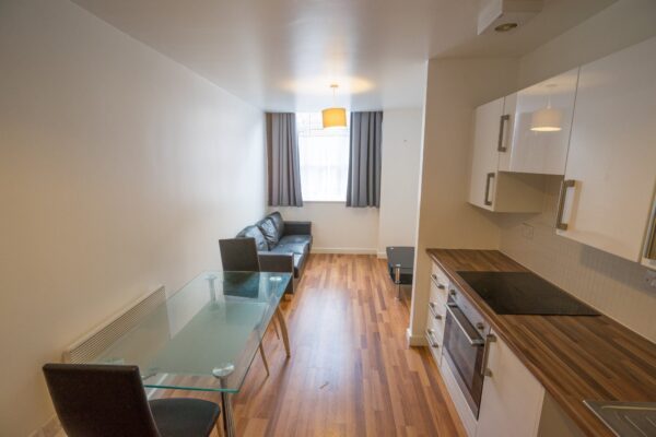 Erskine Street, Clyde Court, LE1
