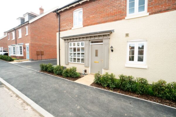 Irvine Crescent, Lubbesthorpe, LE19