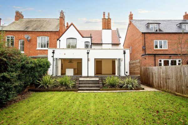 South Knighton Road, Leicester, LE2