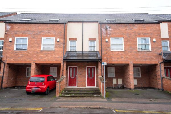 Eastleigh Road, Leicester, LE3