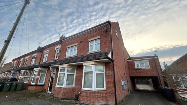 Leicester Road, Wigston, LE18