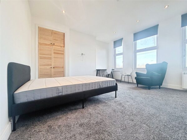 Knighton Road, Leicester, LE2
