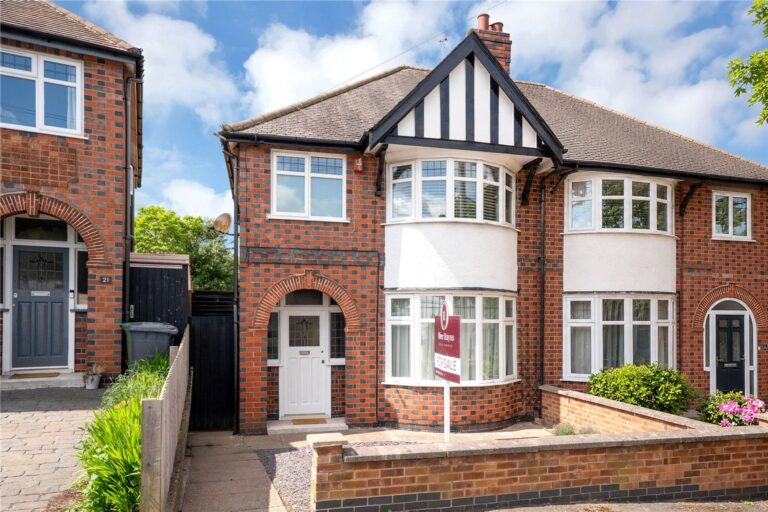 Dorchester Road, Western Park, Leicester, LE3