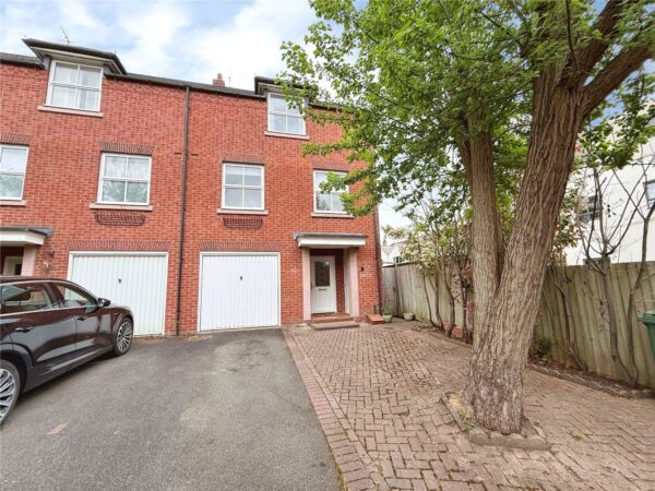 Goldhill Gardens, South Knighton, Leicester, LE2