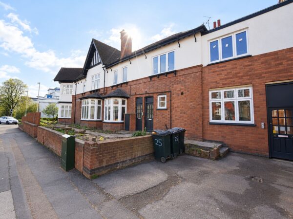 De Montfort Street, Halford House, LE1